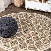 JONATHAN Y Lighting Santa Monica 4' x 4' Polypropylene Moroccan & Tribal Indoor/Outdoor Round Area Rug Brown / Beige