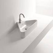 WS Bath Collections 22-1/16" Ceramic Vessel Bathroom Sink with 1 Hole Drilled and Overflow from the Normal Collection White