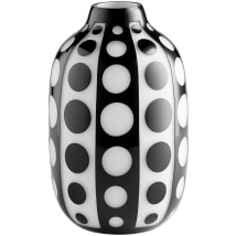 Black / White