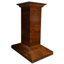 Wood / Walnut
