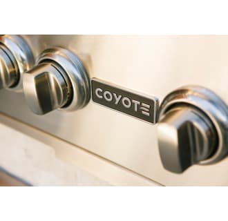 Coyote-C1CH36FS-Close Up Knobs