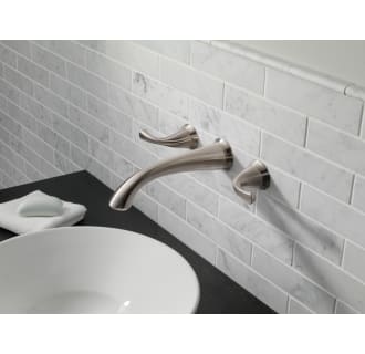 Delta-3592LF-WL-Installed Faucet in Brilliance Stainless