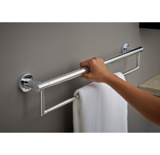 Delta-41519-Towel and Assist Bar in Chrome
