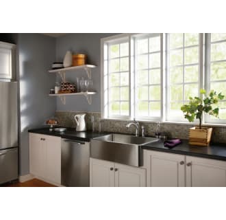 Delta-4453-DST-Overall Room View in Arctic Stainless