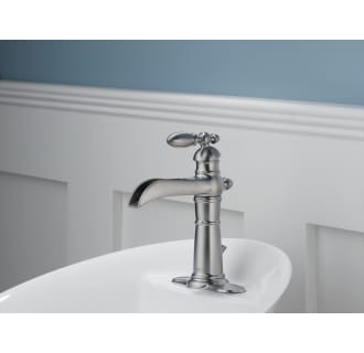 Delta-554LF-Installed Faucet with Escutcheon Plate in Brilliance Stainless