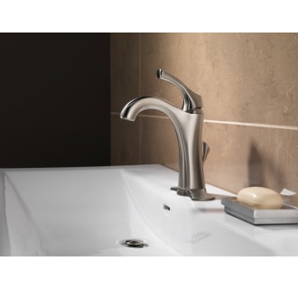 Delta-592-DST-Installed Faucet in Brilliance Stainless