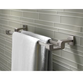 Delta-77525-Installed Towel Bar in Brilliance Stainless