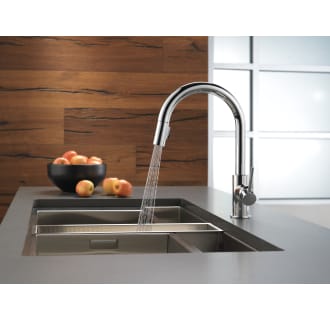 Delta-9159-DST-Running Faucet in Spray Mode in Chrome