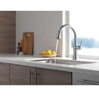Delta-9197-DST-Running Faucet in Stream Mode in Arctic Stainless