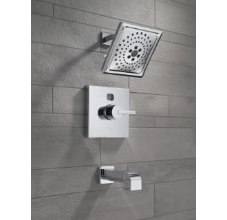 Delta-T14001-T2O-LHP-Installed Tub and Shower Trim in Chrome