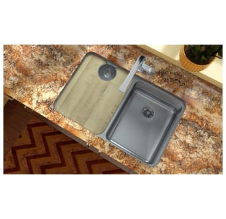 Elkay-ELUH3220PD-Top View with Cutting Board