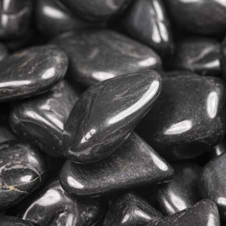 Ackland Rivora Polished Quartzite Landscaping Rock Pebbles with Natural Luster, 0.25-0.75 in. - Sold by Pallet (27.5 CF/Pallet) Nero