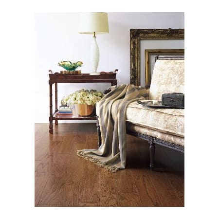 Bruce-OE537-Living Room