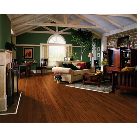 Bruce-OEVS32-Living Room