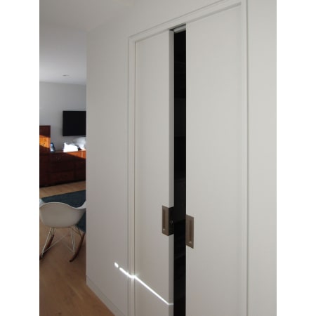 Cavilock-CL400D-PA-38-Pocket Track Closet Application