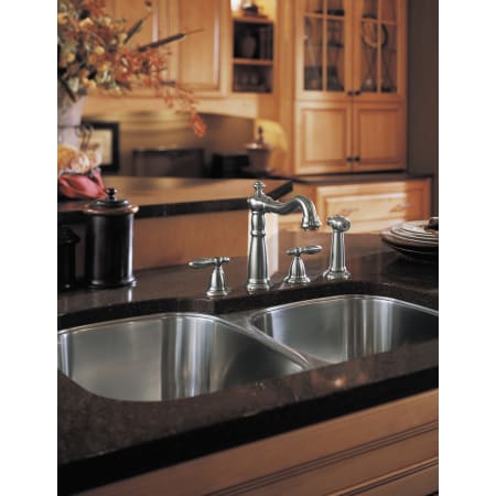 Delta-2256-DST-Installed Faucet in Brilliance Stainless