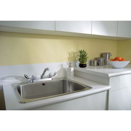 Delta-26C3122-Installed Faucet in Chrome