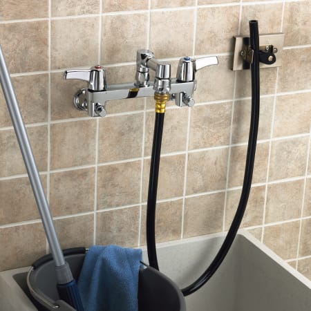 Delta-28C8073-Installed Faucet in Chrome