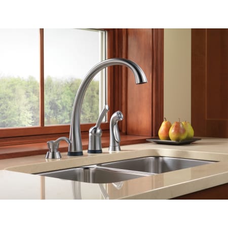 Delta-4380T-dst-Installed Faucet in Arctic Stainless