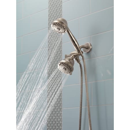 Delta-52625-PK-Running Shower Head and Handshower in Brilliance Stainless