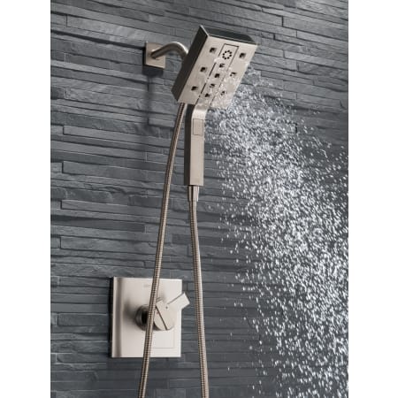 Delta-58470-Running Shower Head in Brilliance Stainless