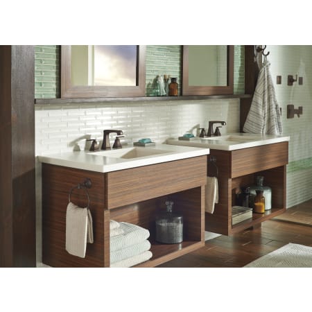 Delta-76435-Overall Room View in Venetian Bronze