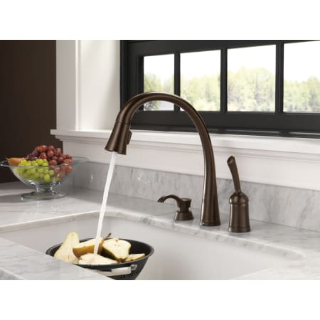 Delta-980T-DST-Running Faucet in Venetian Bronze