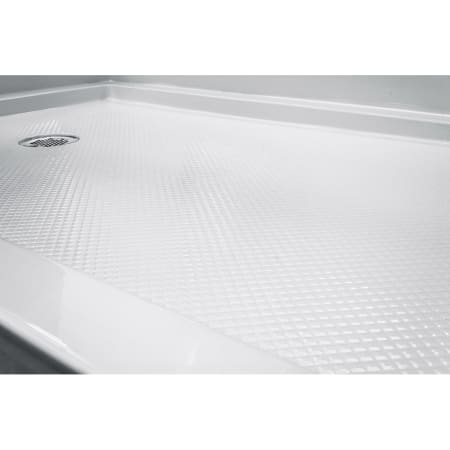 Dreamline-DL-6628L-CL-Slip Resistant Close Up 2