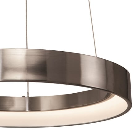 Elan-Fornello Pendant-Close Up