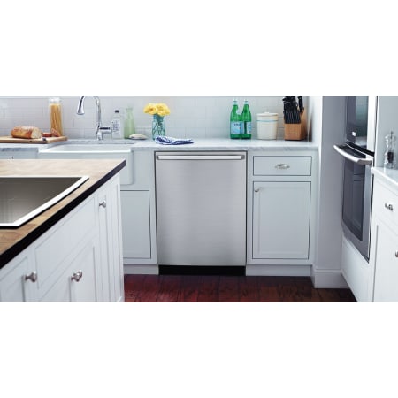 Electrolux-PREMIER-GAS-KITCHEN-1-Alternate View