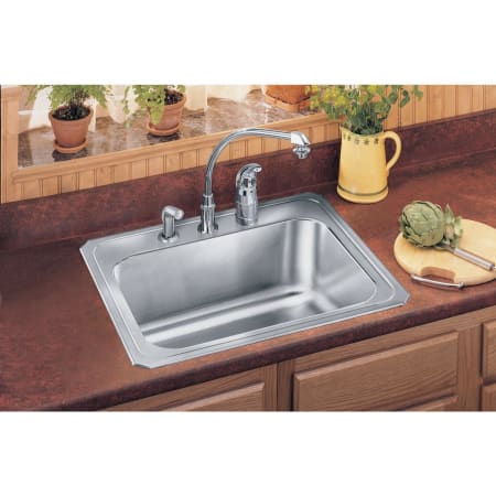 Elkay-DCR252212-Installed View