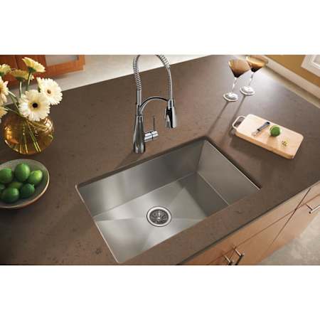 Elkay-EFU281610-Installed View