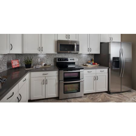 Emser Tile-W85CON8-1212MOOMR-confetti_freddo_penny_round_room_scene.jpg