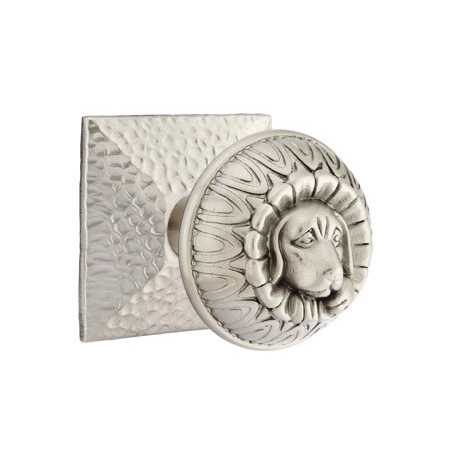 Dog Knob Hammered Rosette