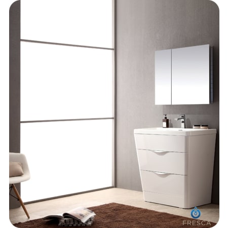 Fresca-FVN8532-Application Shot in Glossy White