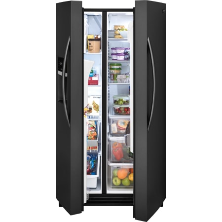 Frigidaire-FGSS2635T-Lifestyle Partially Open