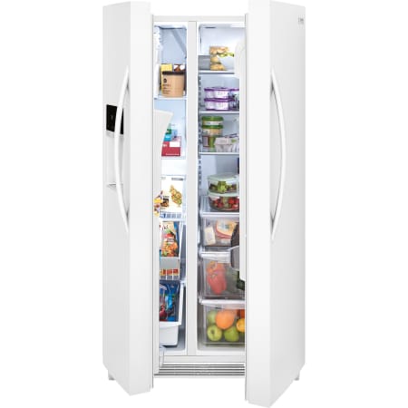 Frigidaire-FGSS2635T-Lifestyle Partially Open