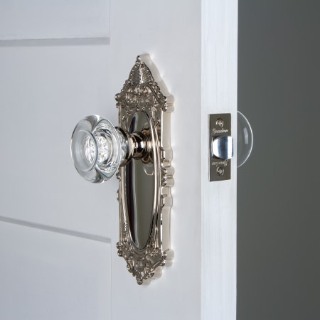 Crystal Knob Lifestyle in Polished Nickel