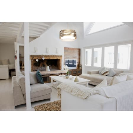 Hammerton Studio-CHB0013-24-SH-001-E2-Lifestyle