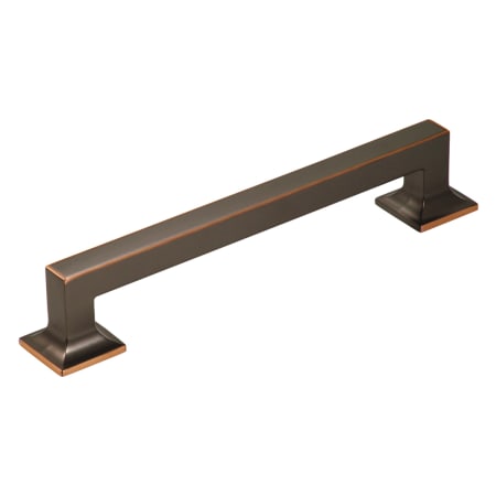 Hickory Hardware Studio 8" (203mm) Center to Center Square Design Appliance Handle / Cabinet Pull Oil-Rubbed Bronze