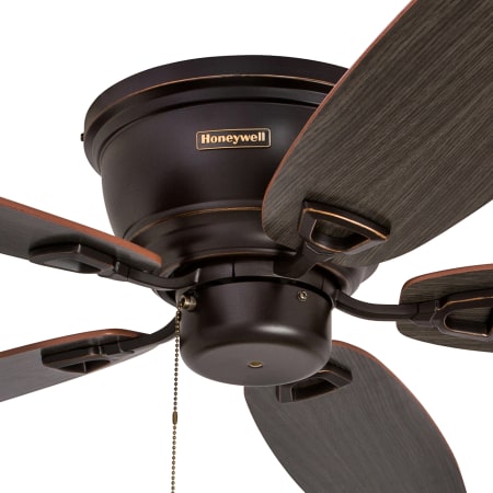 Honeywell-Glen Alden Light-No Light Zoom