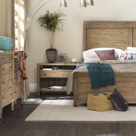 Elin Bedroom Lifestyle 2