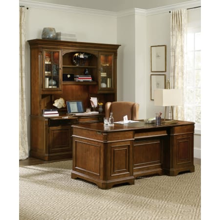 Hooker Furniture-281-10-583-Room