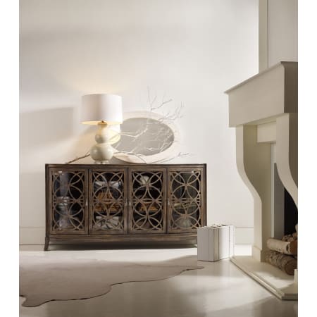 Hooker Furniture-638-55010-Room