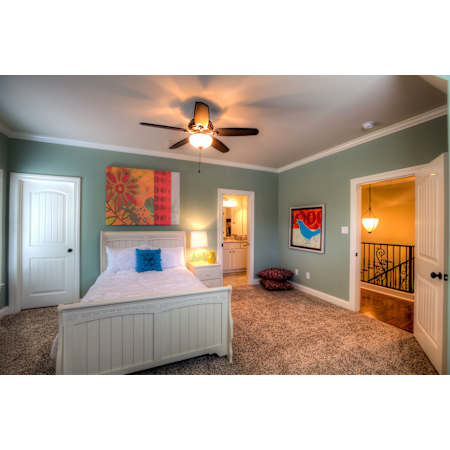 Hunter-Kingsbridge-Lifestyle