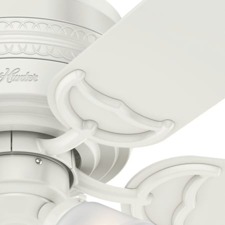 Hunter-Prim 52 Low Profile-Zoom Detail