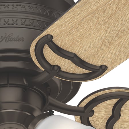 Hunter-Prim 52 Low Profile-Zoom Detail