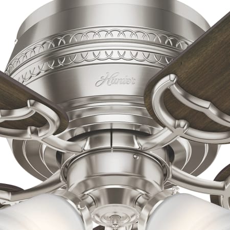 Hunter-Prim 52 Low Profile-Zoom Detail