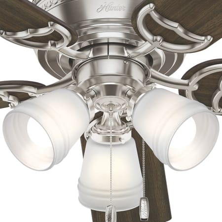 Hunter-Prim 52 Low Profile-Zoom Detail