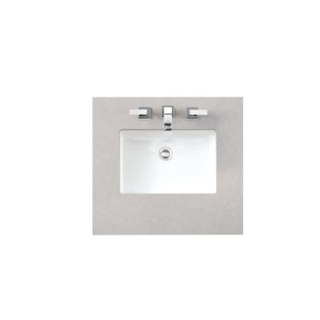 James Martin Vanities 26" Quartz Vanity Top with 1 Undermount Porcelain Sink and 3 Faucet Holes Eternal Serena